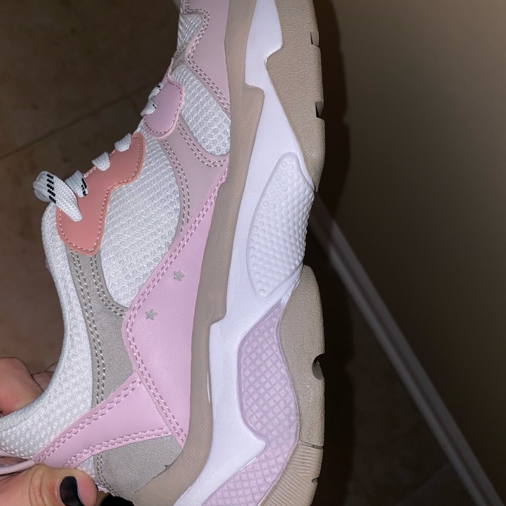 Nine West Taybre Chunky Lace-Up Sneakers